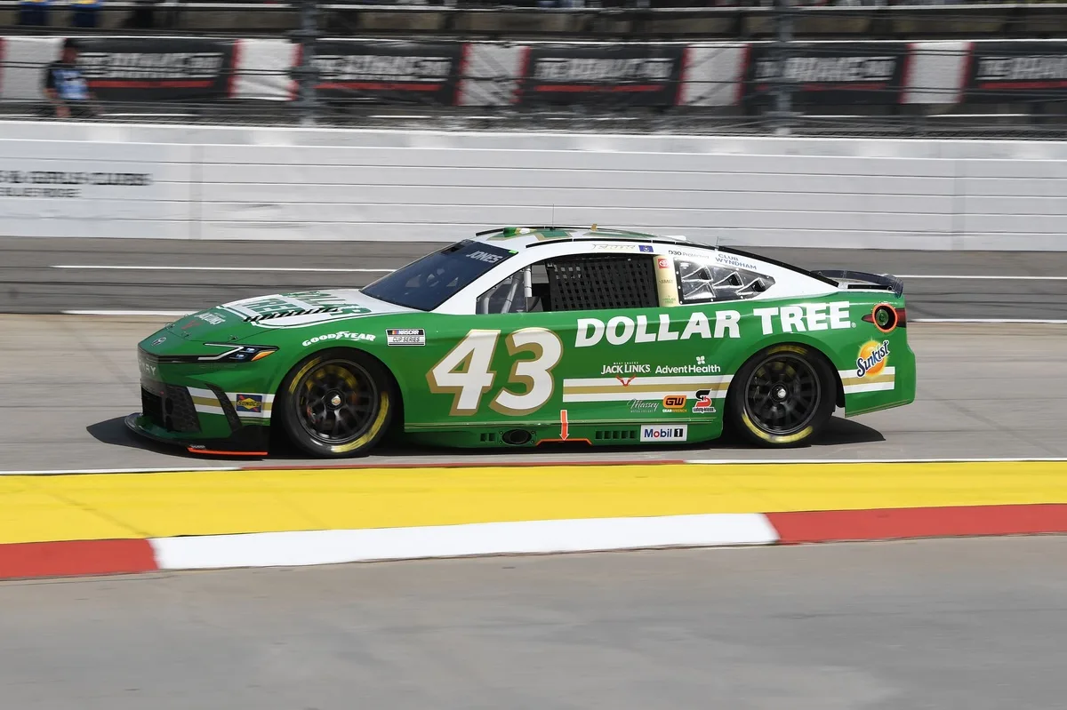 Legacy Motor Club Taps Justin Alexander as New Crew Chief for Erik Jones, Signals Strategic Overhaul for 2026 Season