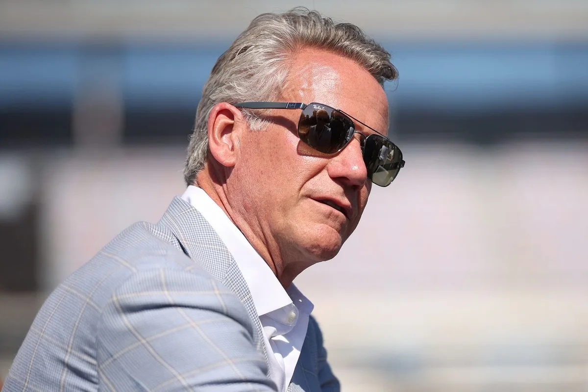 NASCAR Commissioner Steve Phelps to Step Down at Season’s End, Role to be Absorbed by Existing Leadership