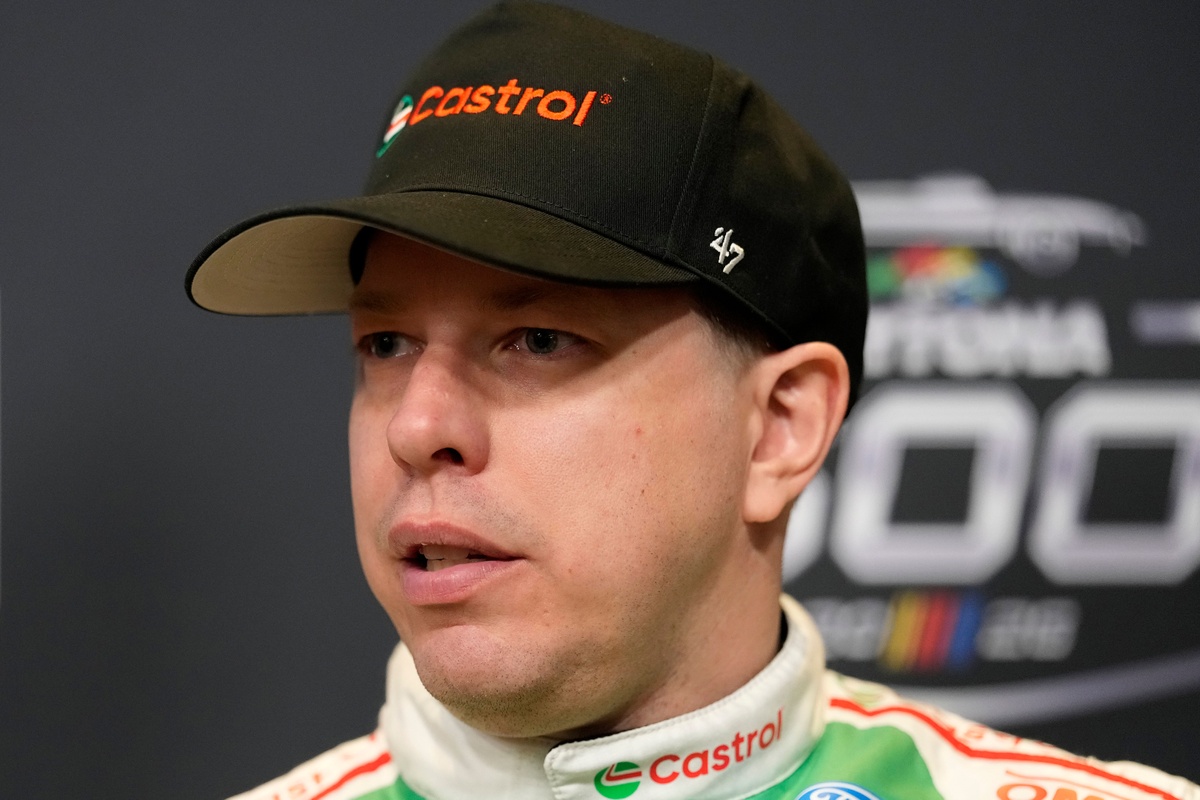 Brad Keselowski Defies Severe Femur Fracture to Take On Daytona 500 Season Opener