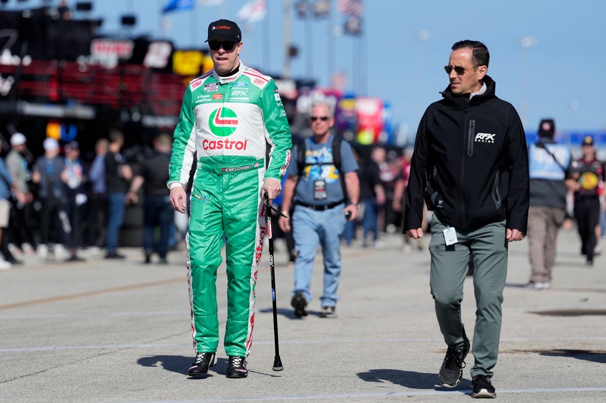 Brad Keselowski Navigates Recovery, Road Racing Specialist Joey Hand on Standby for COTA Challenge