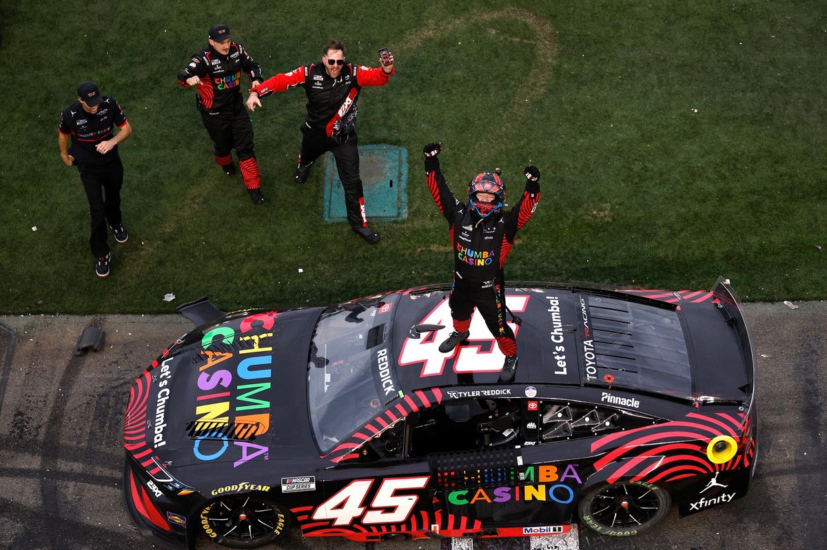 Daytona 500 Victories Secured on the Final Lap: A Decade of Dramatic Upsets Redefines Superspeedway Racing