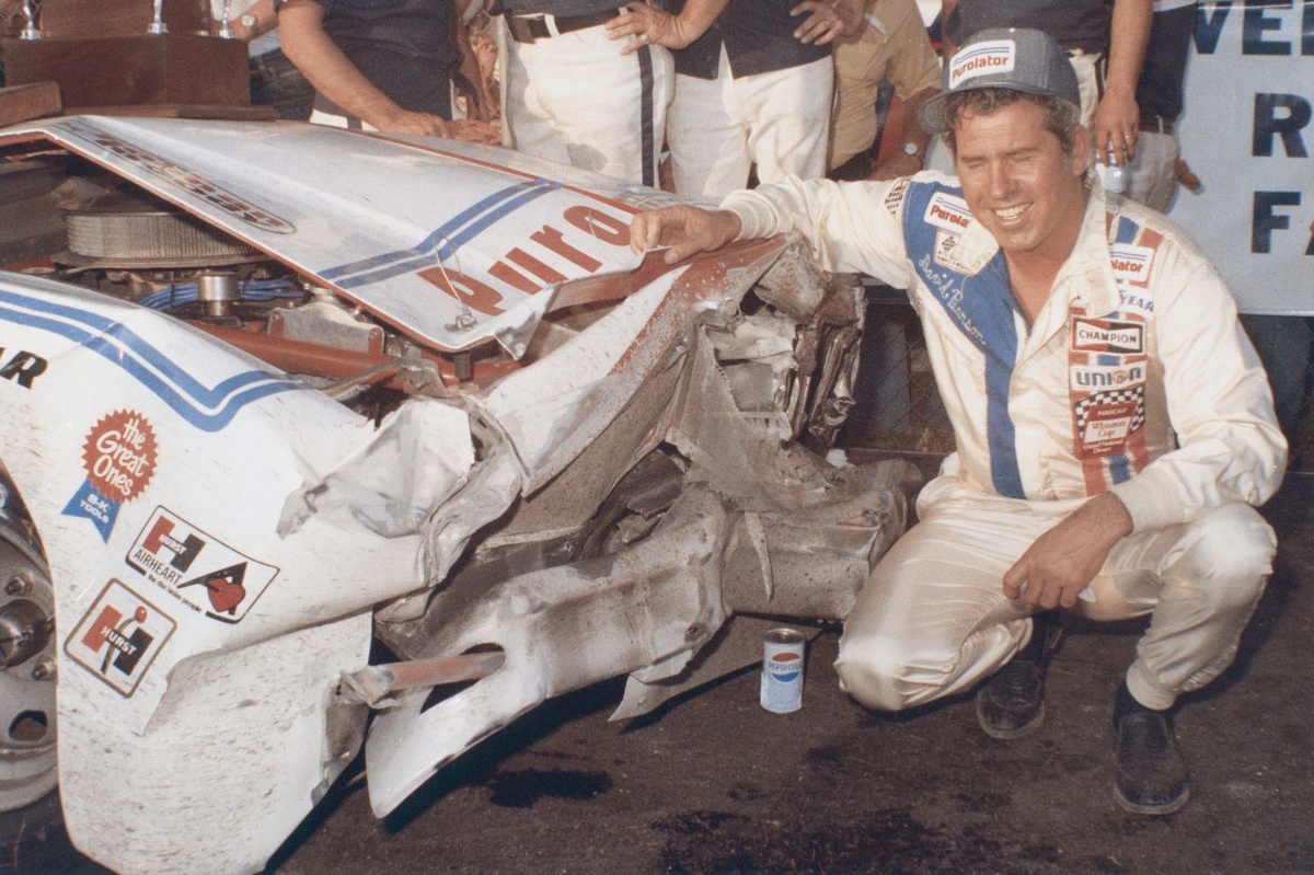 Fifty Years On, Pearson’s Daring 20 MPH Daytona 500 Triumph Remains an Unforgettable Spectacle