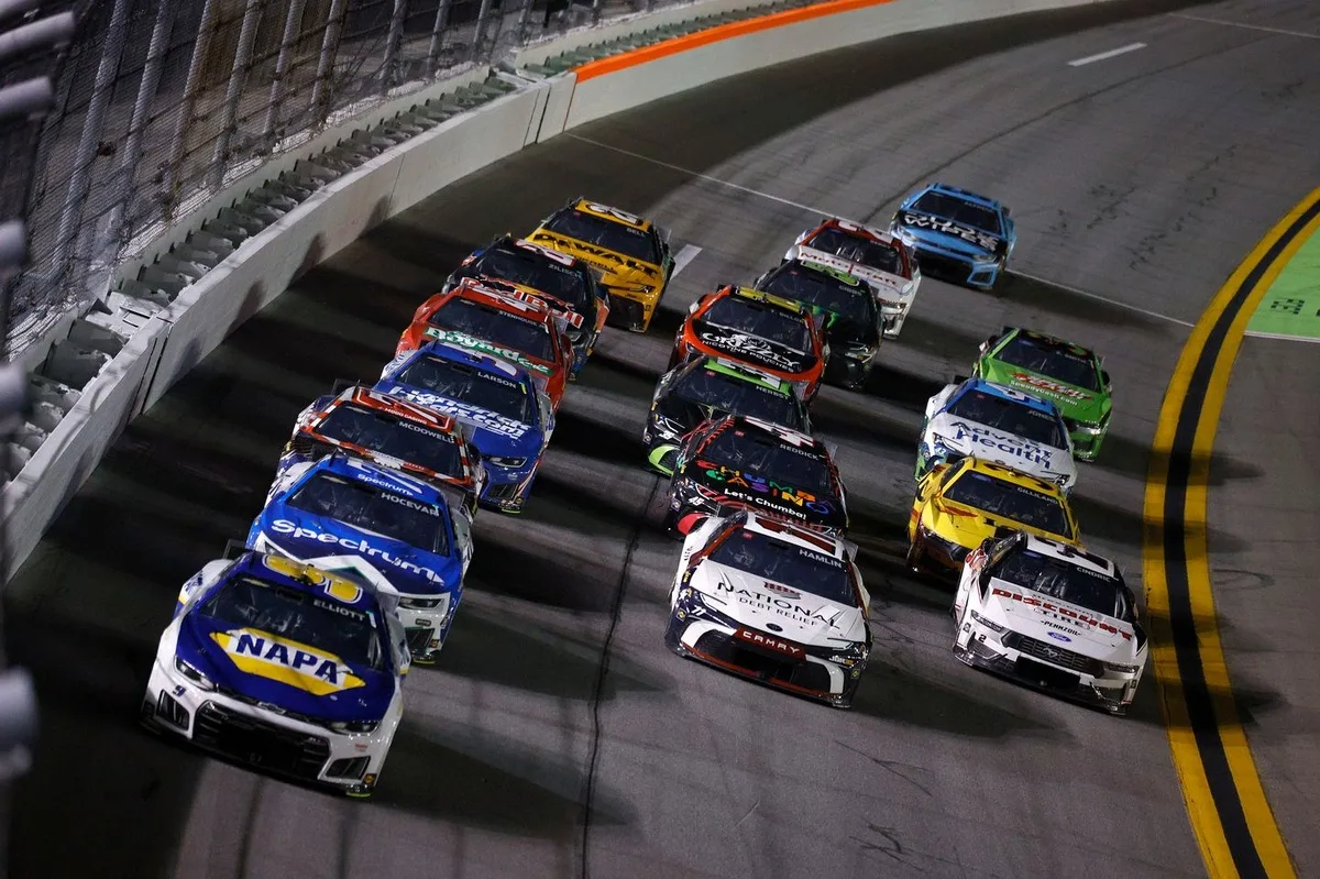 Hamlin Proposes Clash Experiment to Combat Daytona 500 Fuel-Saving Stalemate