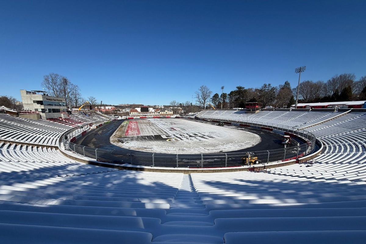 Historic Snowfall Forces NASCAR Clash at Bowman Gray Stadium to Wednesday Amidst Lingering Weather Concerns