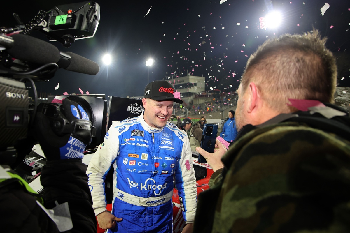 Ryan Preece Captures Inaugural Cookout Clash Victory, Reasserting "The Ryan Preece Show" on NASCAR’s Premier Stage