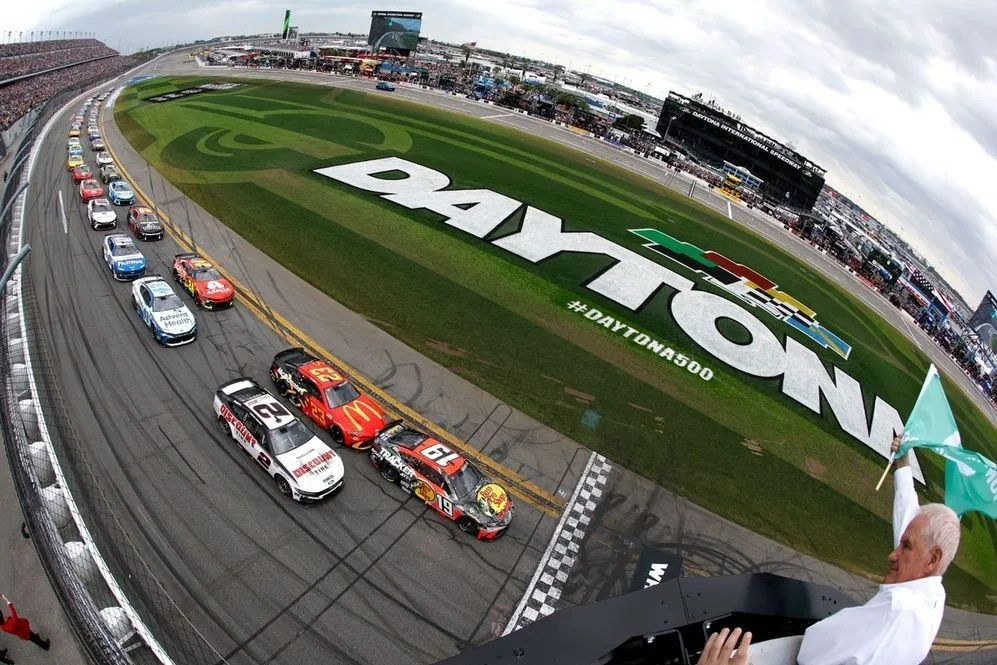 Superspeedway Strategy: NASCAR Grapples with Fuel Saving Debate as Daytona 500 Looms