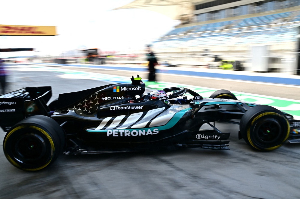 Technical Woes Hamper Mercedes and Red Bull in Crucial Bahrain F1 Pre-Season Test