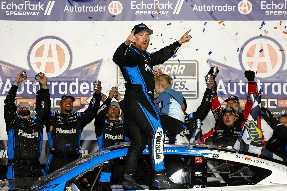 Tyler Reddick’s Dominant Start Propels 23XI Racing to Unprecedented Early Season Success
