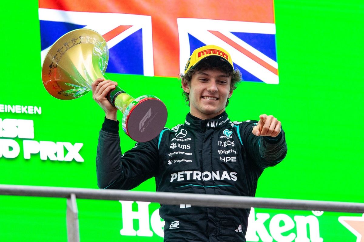 Antonelli’s Historic Chinese GP Win Marred by Podium Ceremony Misidentification