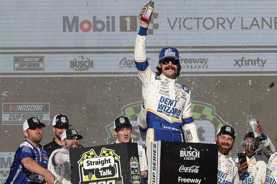 Blaney Masters Mayhem at Phoenix, Securing Penske Sweep Amidst Record Caution Count