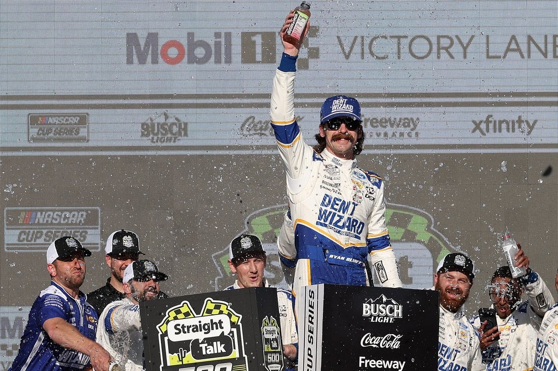 Blaney Masters Mayhem in Phoenix, Securing Penske Sweep Amidst Record-Tying Caution Barrage