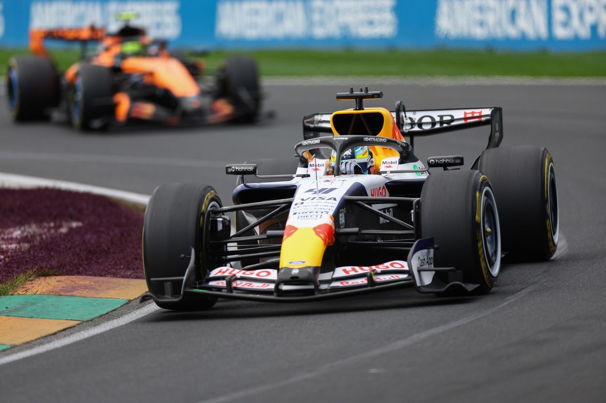 Lindblad Stuns F1 Field with Points Finish on Sensational Australian Grand Prix Debut