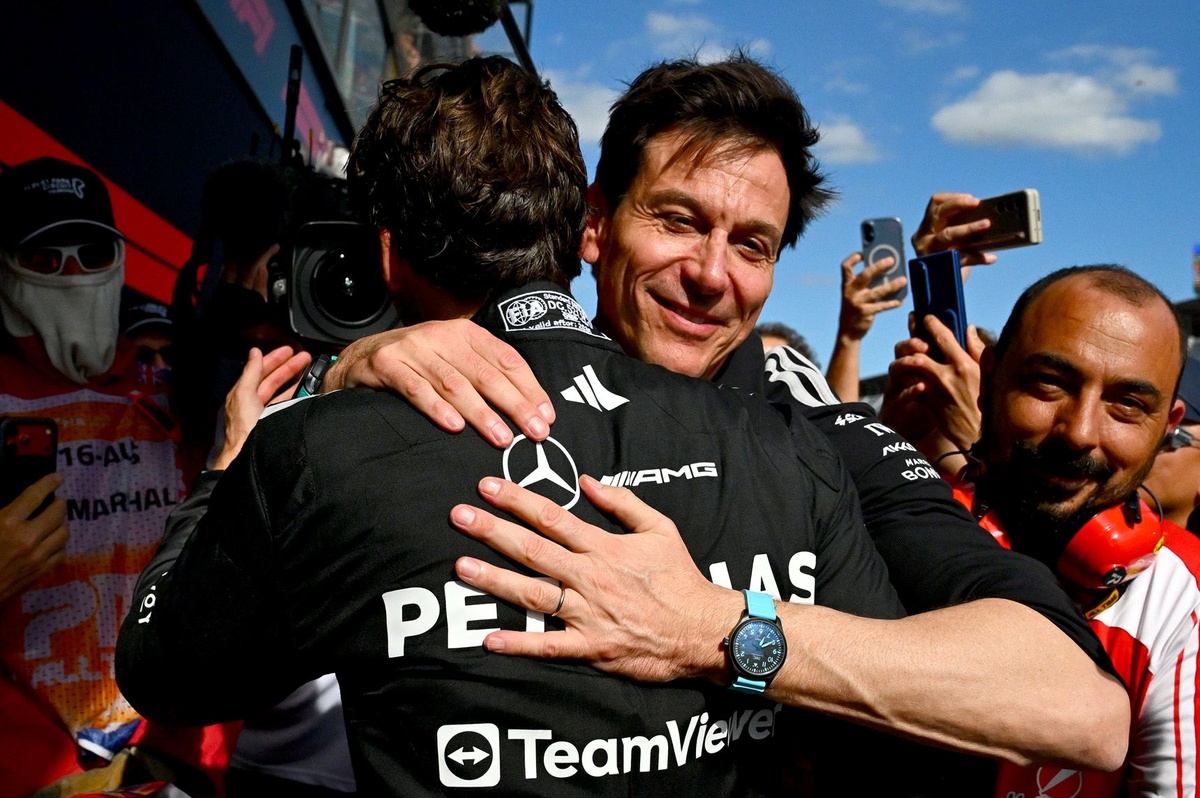 Mercedes Storms 2026 F1 Opener, Igniting Dominance Debates for Toto Wolff