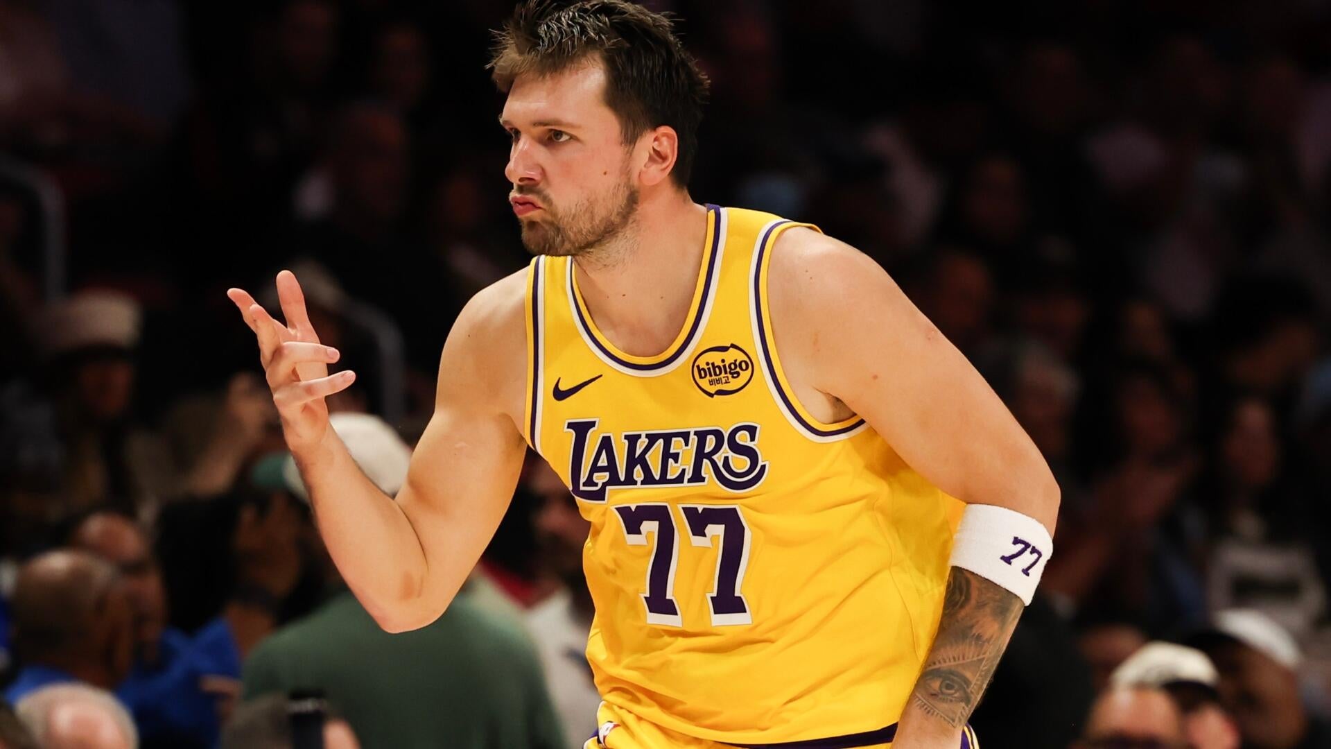 NBA and NHL Playoff Races Intensify as Key Matchups Dominate Saturday’s Sports Landscape