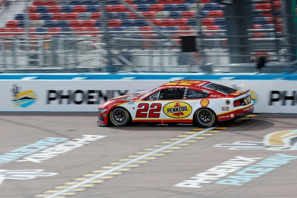 Phoenix Raceway Roars to Life: Increased Horsepower and Tire Strategy Hint at Thrilling NASCAR Cup Series Showdown