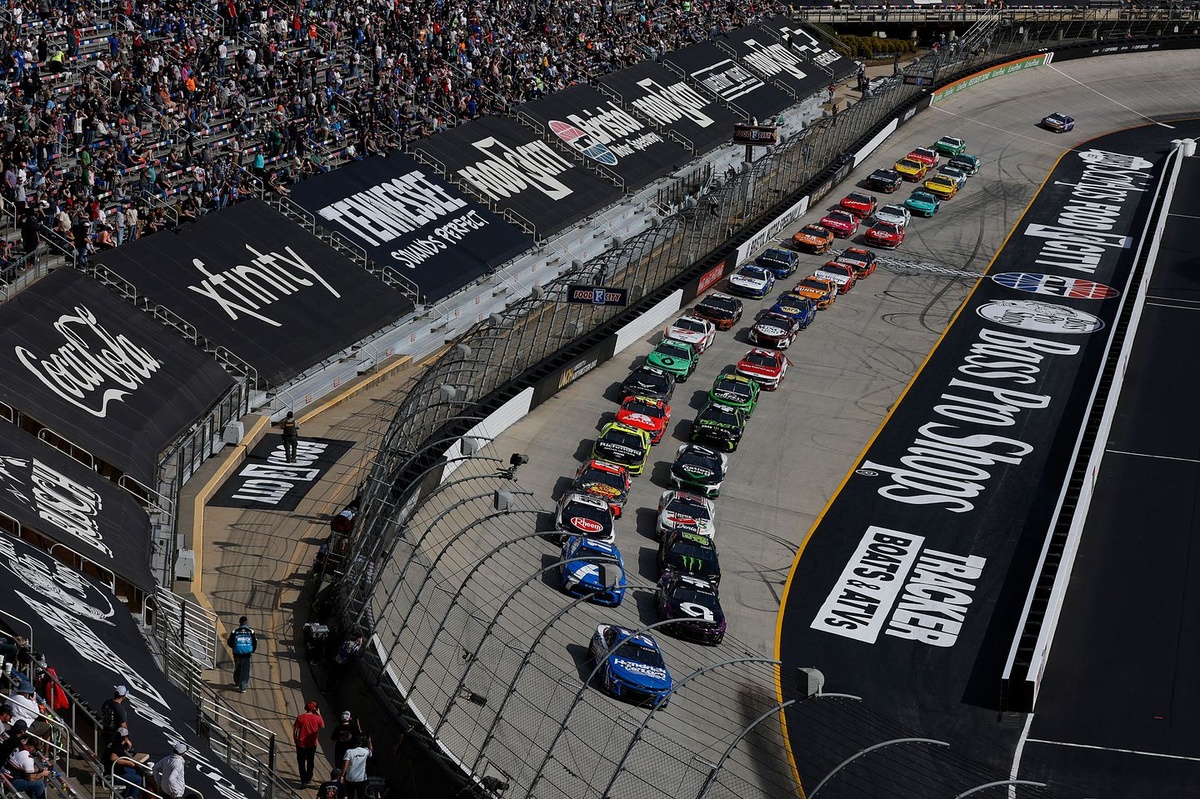 Bristol Motor Speedway Gears Up for NASCAR’s Explosive Triple-Header Weekend