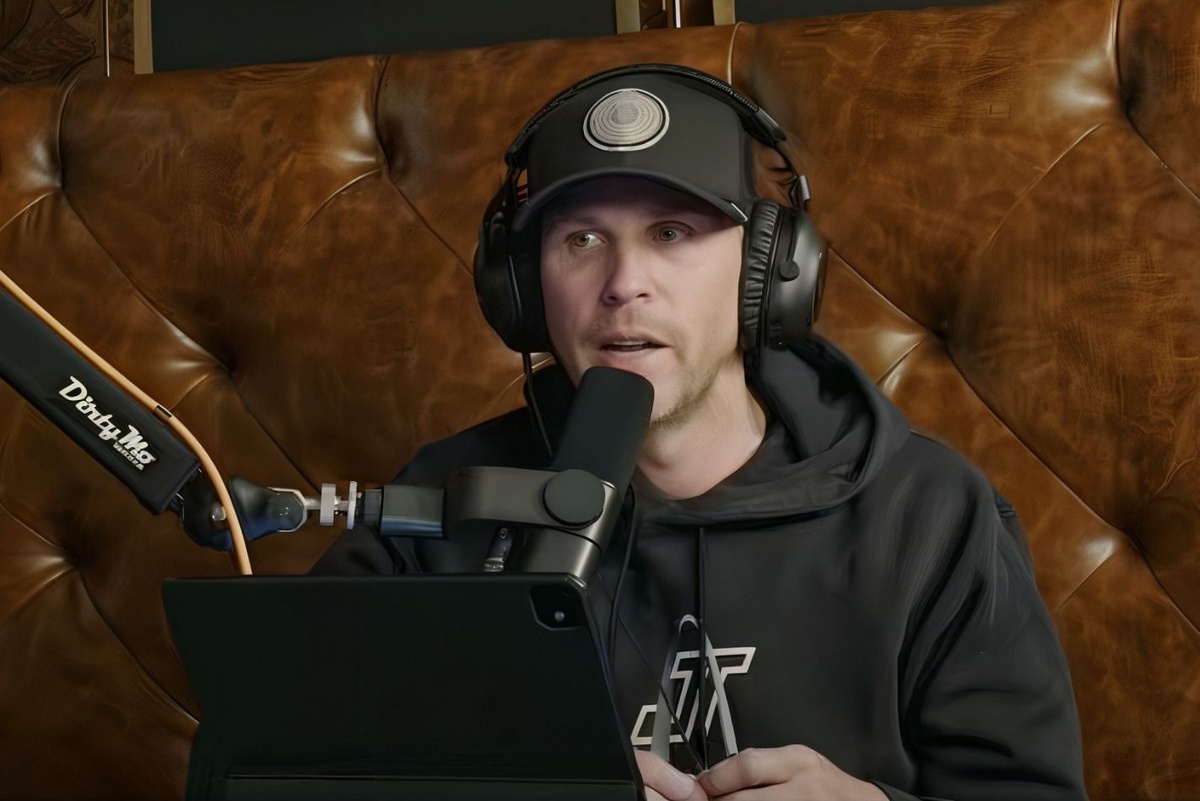 Denny Hamlin Advocates for Stricter NASCAR Hall of Fame Criteria, Citing a Hierarchy of Accomplishment