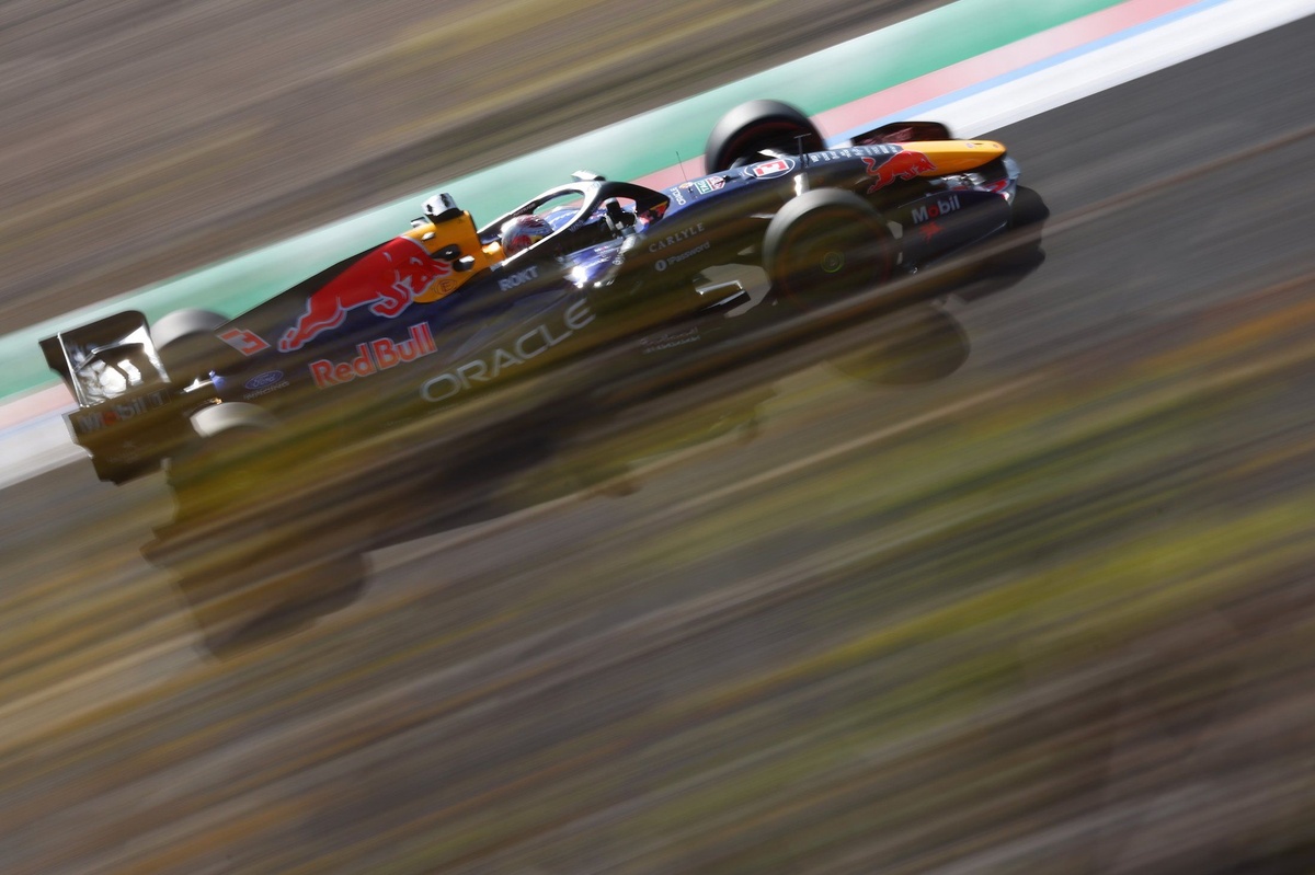 Formula 1 Stakeholders Rally for "Flat-Out" Qualifying Revival Targeting 2027 Regulations, Says Red Bull Principal