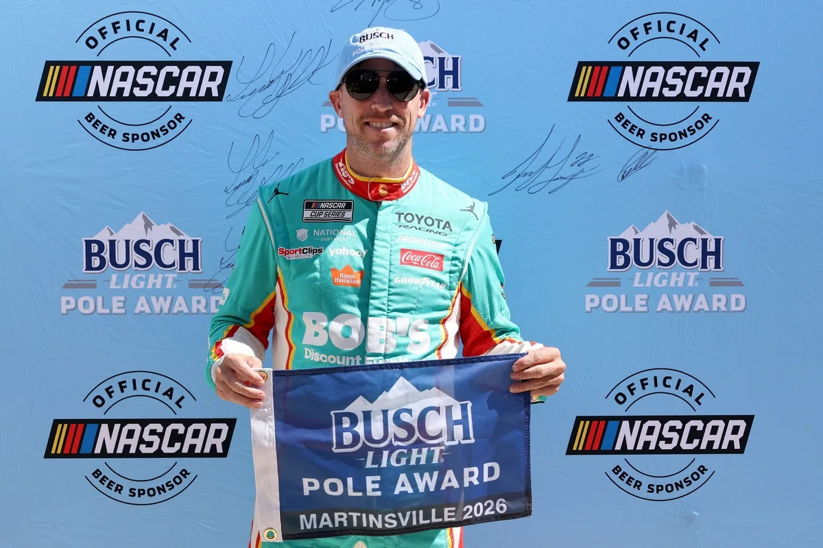 Hamlin Secures Martinsville Pole as van Gisbergen Shines in Qualifying