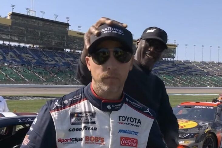 Kansas Speedway Showdown: Hamlin and Jordan’s Competitive Fire Ignites Amidst 23XI Racing Triumph