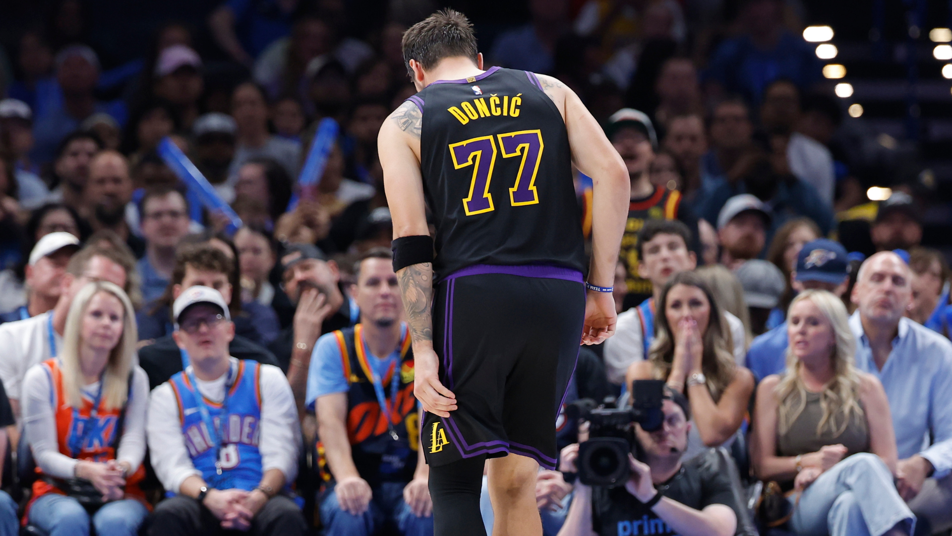 Luka Dončić Suffers Apparent Hamstring Injury as Lakers Endure Crushing Defeat to Thunder