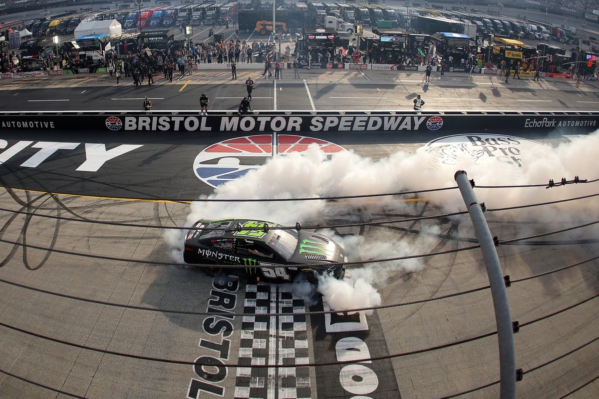 Ty Gibbs Secures Thrilling Photo-Finish Victory at Bristol in 2026 NASCAR Cup Spring Race