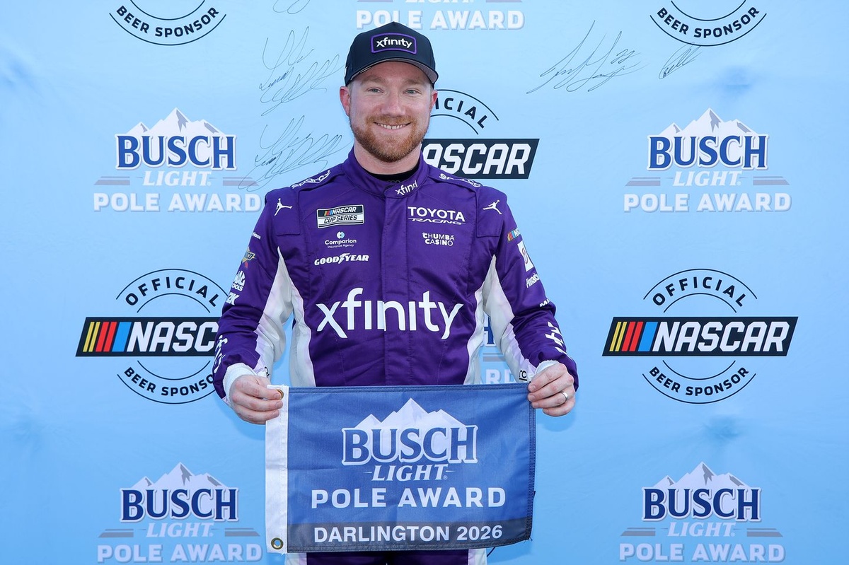 Tyler Reddick Masters Tricky Darlington Qualifying, Claims Pole Position Over Bubba Wallace