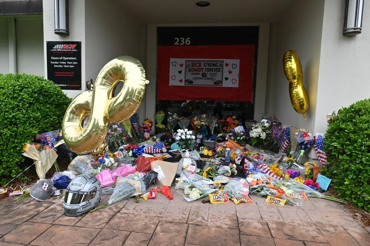 Groundswell Builds for Immediate NASCAR Hall of Fame and Most Popular Driver Recognition for Kyle Busch
