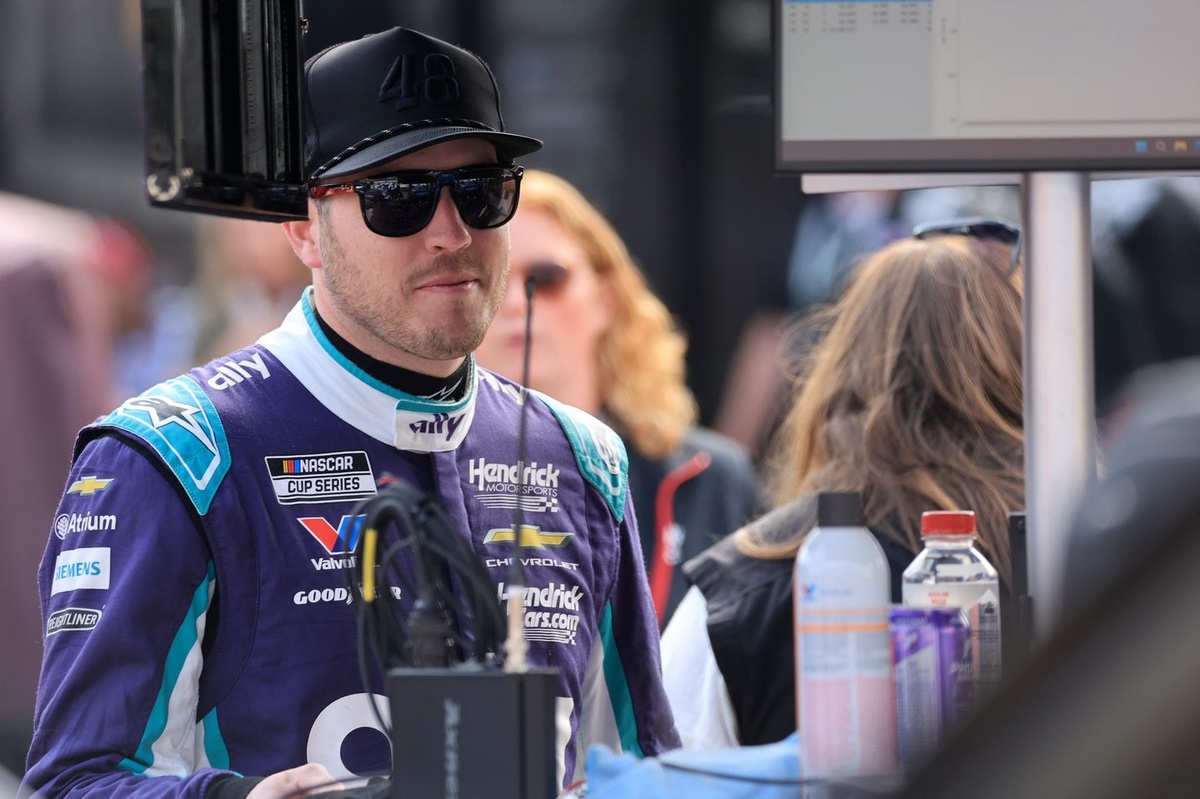 Harvick: Bowman Faces Contract Crossroads, Must Deliver Wins for Hendrick Motorsports