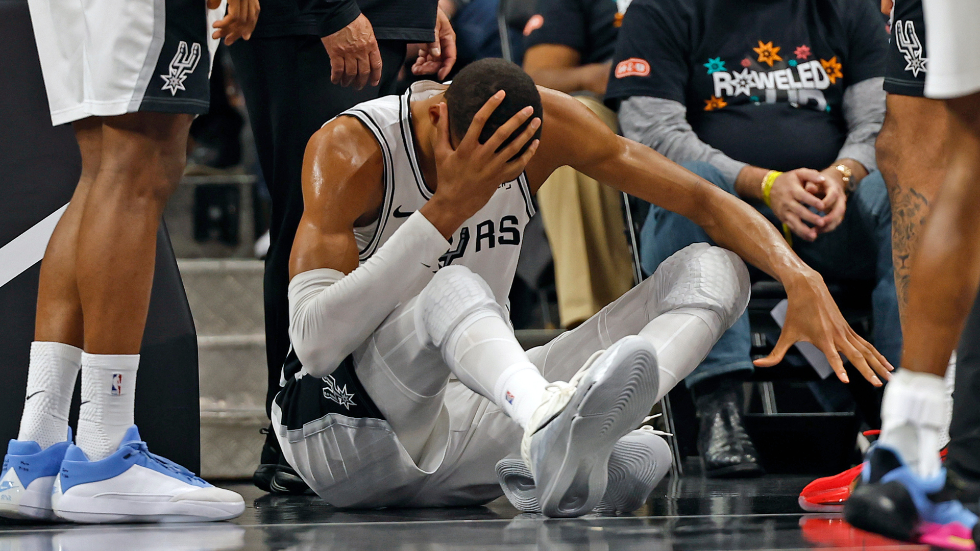 NBA Shaken by Wembanyama Concussion, Bulls Coaching Change; NFL Draft Preps Finalize as Women’s Hoops Rankings Shift