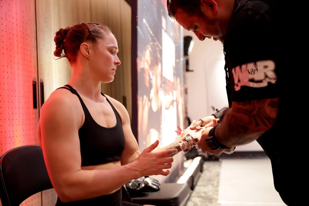 Ronda Rousey Secures Swift Victory Over Carano, Announces Definitive Retirement from MMA