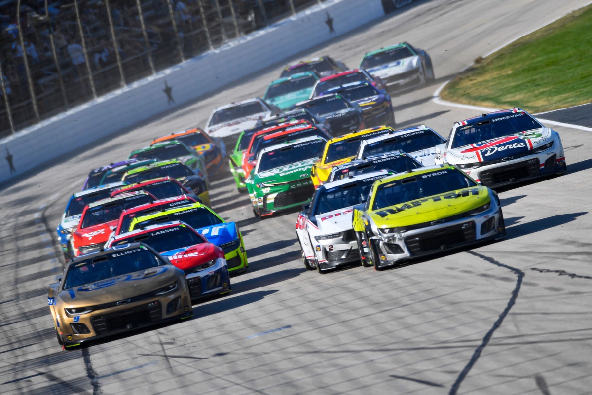 Texas Motor Speedway Gears Up for NASCAR Weekend as Hocevar Seeks Momentum
