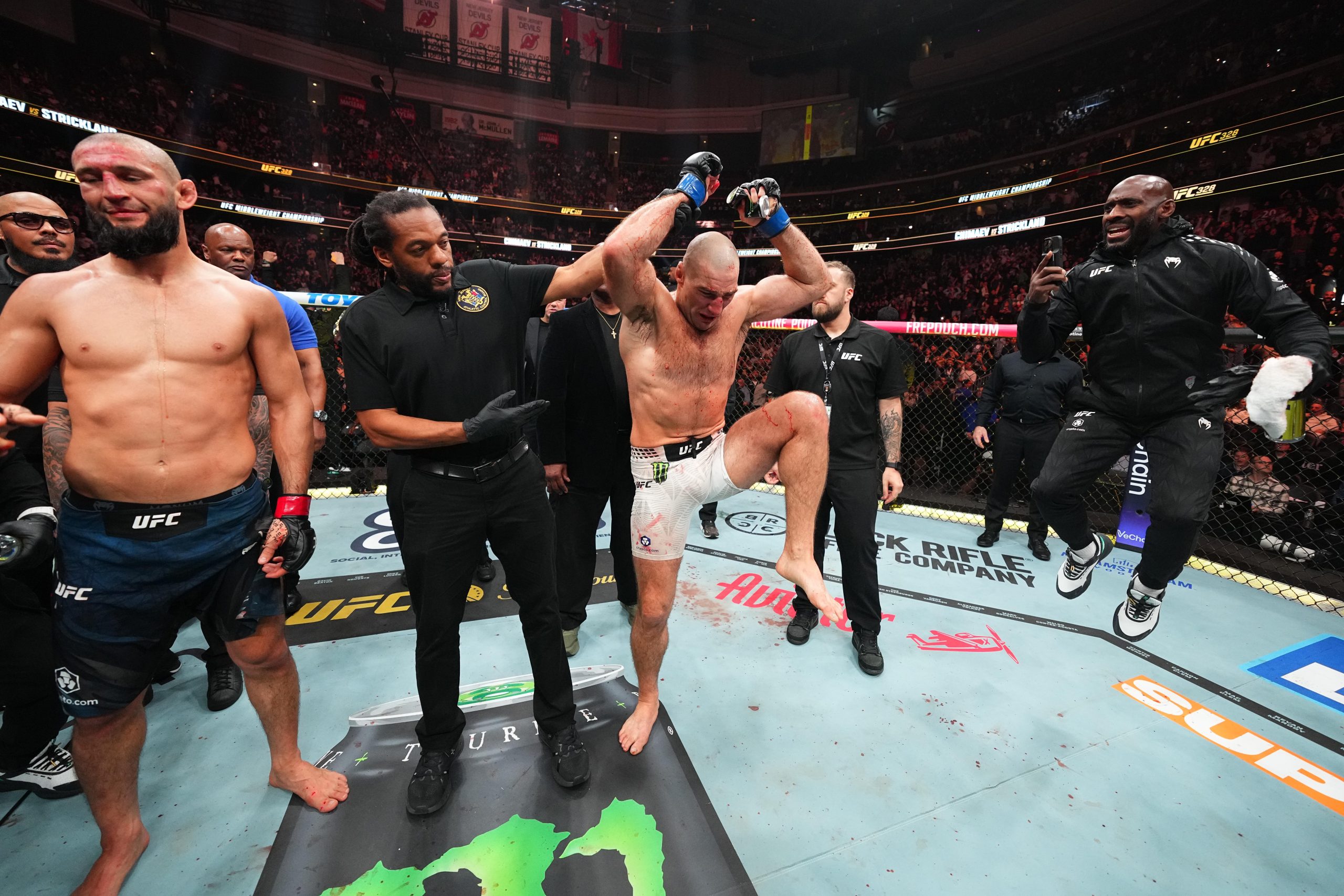 UFC 328: Strickland Stuns Chimaev in Seismic Upset, Reclaims Middleweight Championship