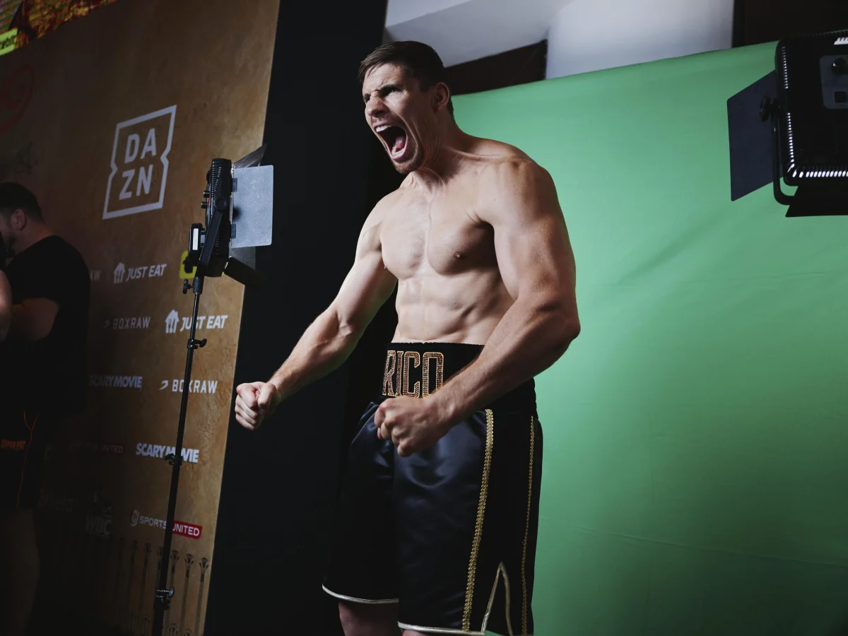 Verhoeven Registers Significant Weight Advantage Over Usyk Ahead of Highly Anticipated Glory in Giza Main Event