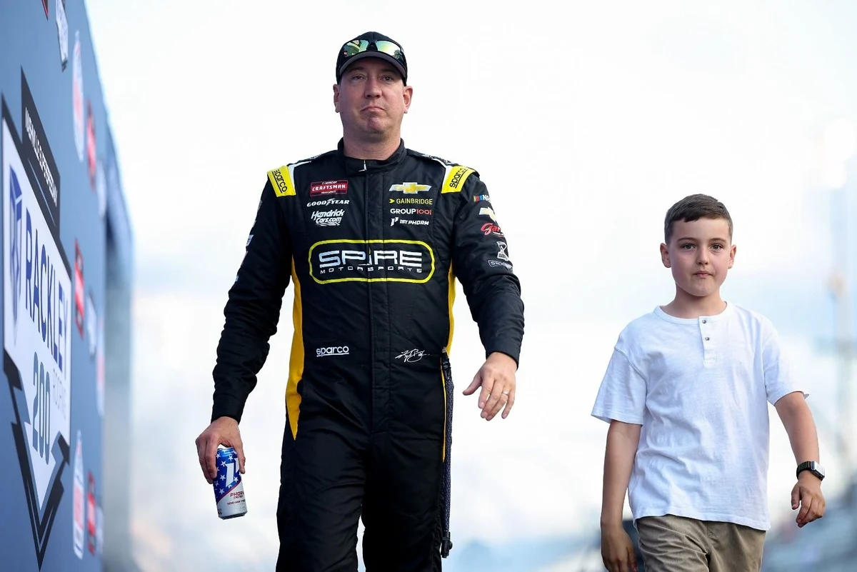 Family’s Poignant Tribute: Busch’s Father and Son Lead Special Lap at Charlotte Motor Speedway