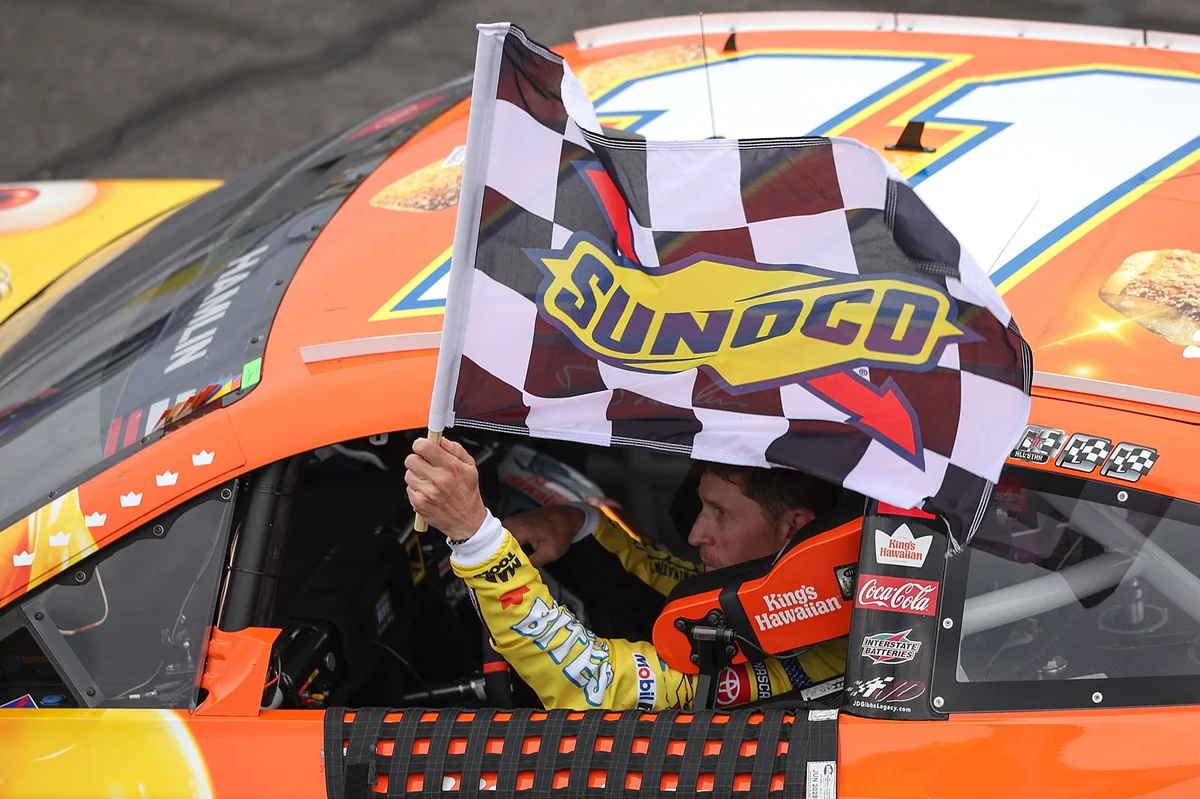 Hamlin’s Pocono Dominance Reshapes NASCAR Cup Standings as Championship Battle Intensifies