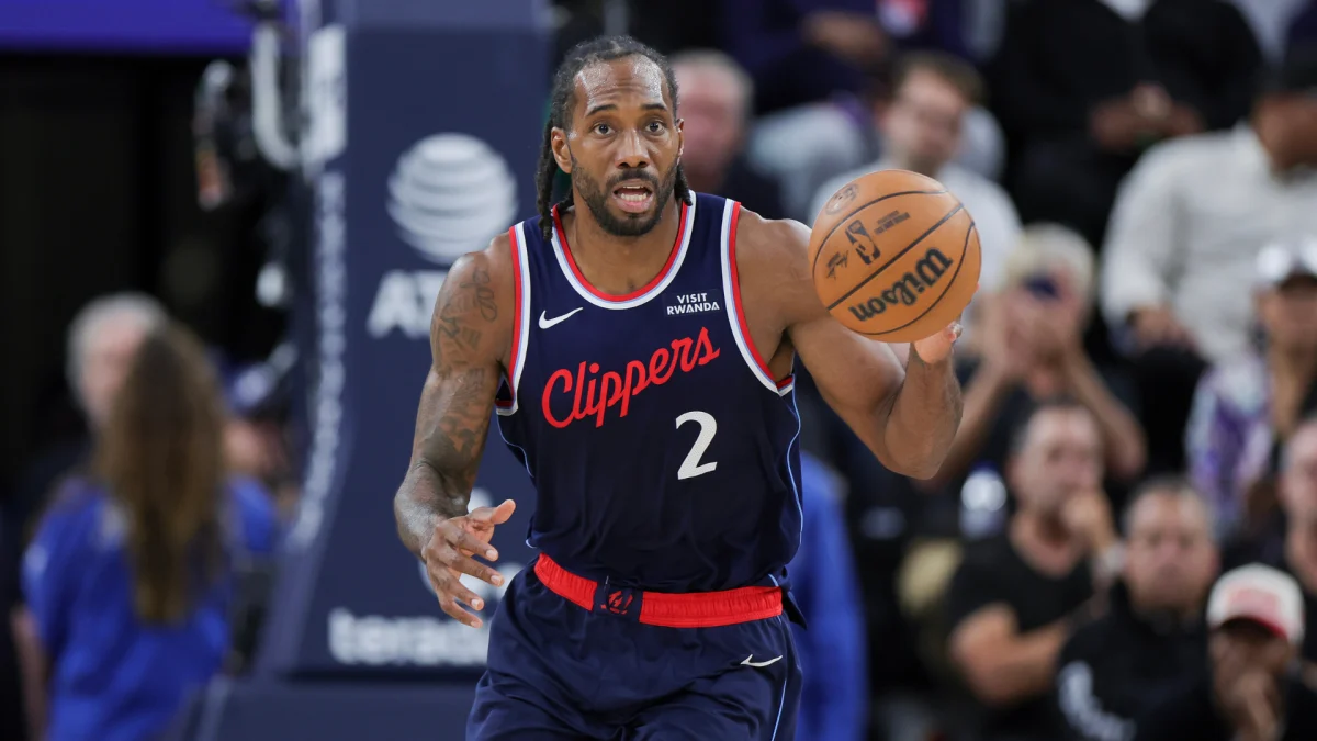 Kawhi Leonard’s Future Uncertain: Raptors and Spurs Identified as Lone Extension Destinations Amid Clippers’ Rebuild and NBA Inquiry