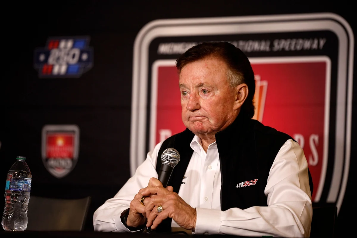 Richard Childress Emerges Publicly, Recounting Near-Finalized Kyle Busch Extension Amidst Profound Grief