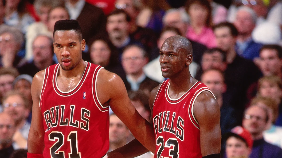 Stacey King, Pillar of Chicago Bulls’ Dynasties and Voice of a Generation, Dies at 59