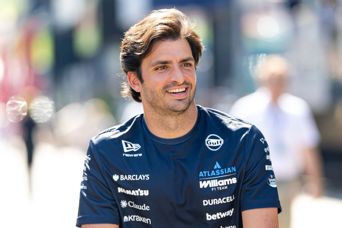 Antonelli Earns Praise from Sainz for Exemplary Sportsmanship at Belgian GP