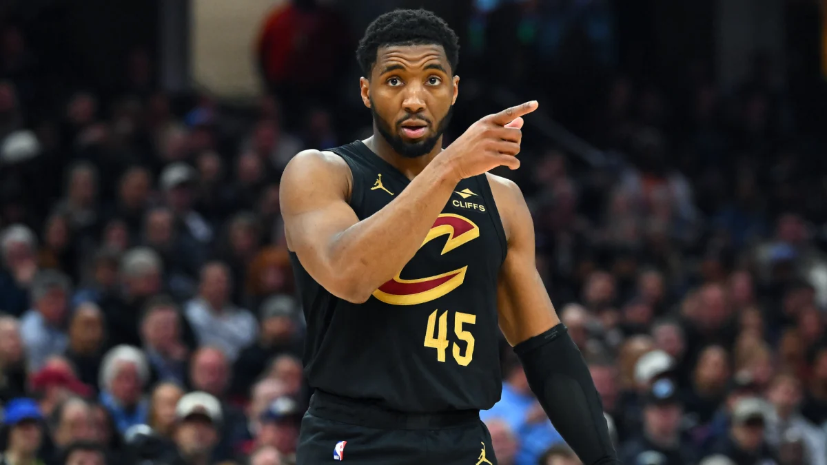 Donovan Mitchell signs $273M contract extension with Cavaliers: What it means for Cavs future, LeBron pursuit