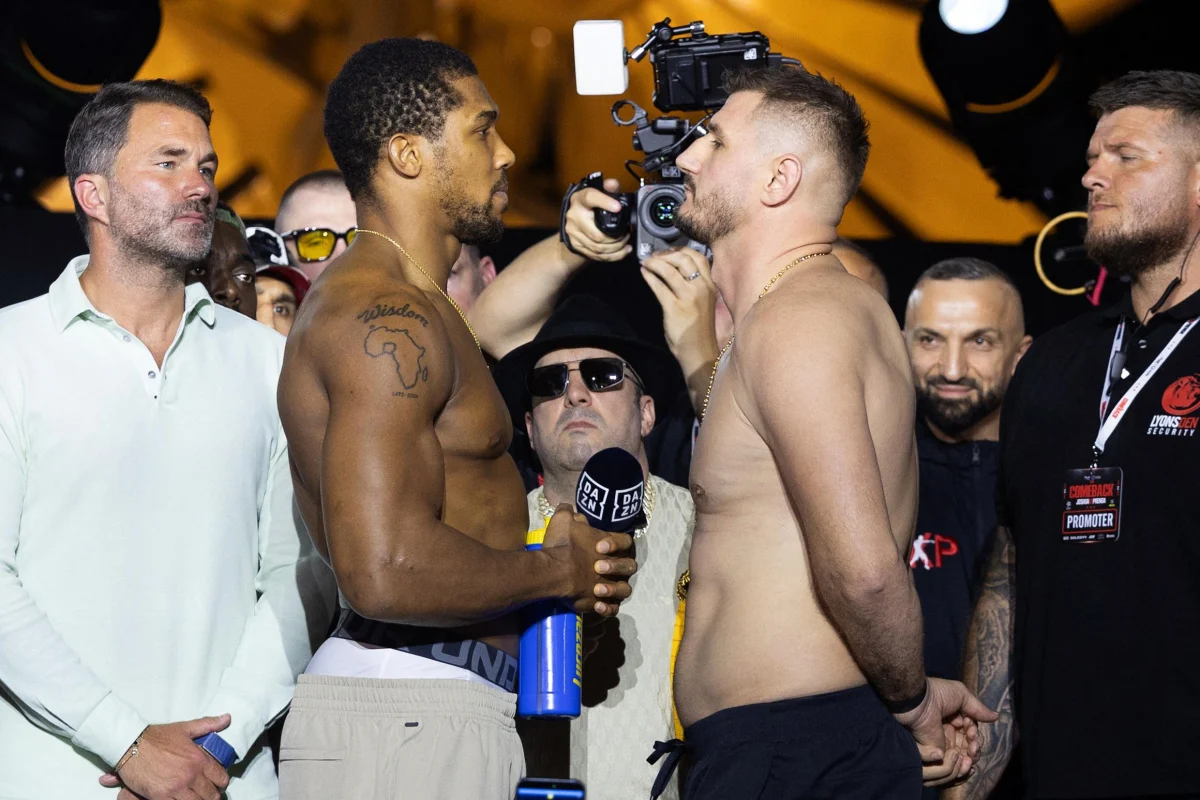 Heavyweight Titans Anthony Joshua and Kristian Prenga Lock Horns in Anticipated Jeddah Bout