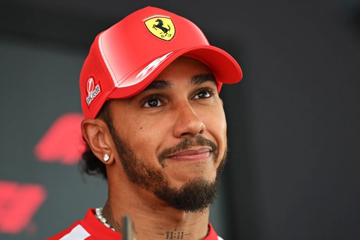 Humanity Beyond the Helmet: Lewis Hamilton’s Emotional Fan Reunion Captivates F1 World.