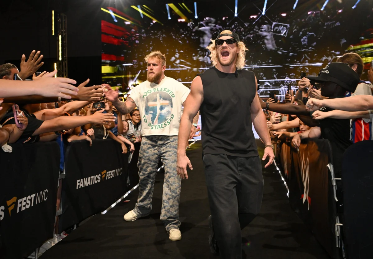 Logan Paul Pitches WWE Showdown with Injured Conor McGregor After UFC 329 Setback