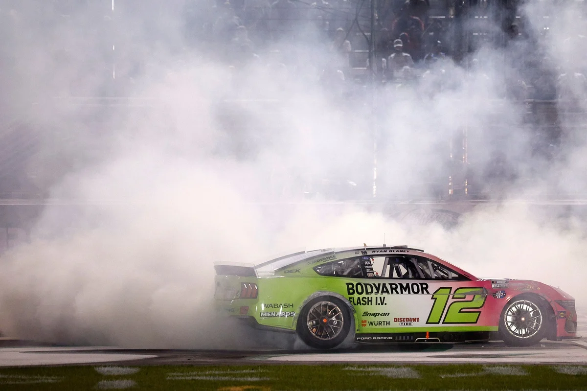 Ryan Blaney Dominates Atlanta Motor Speedway for 19th Cup Series Triumph Amidst Late-Race Drama and Weather Delays