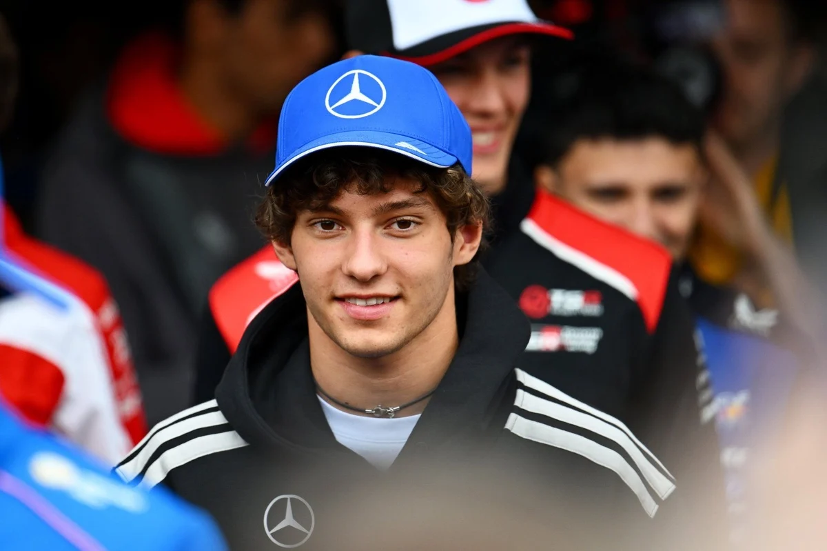 Steiner Suggests Ferrari’s Enduring Legacy Eclipses Italian Support for Rising F1 Star Kimi Antonelli