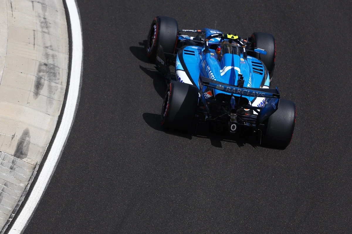 Stewards Detail Mitigating Factors for Carlos Sainz’s Five-Second Penalty in Hungarian Grand Prix Collision with Oscar Piastri
