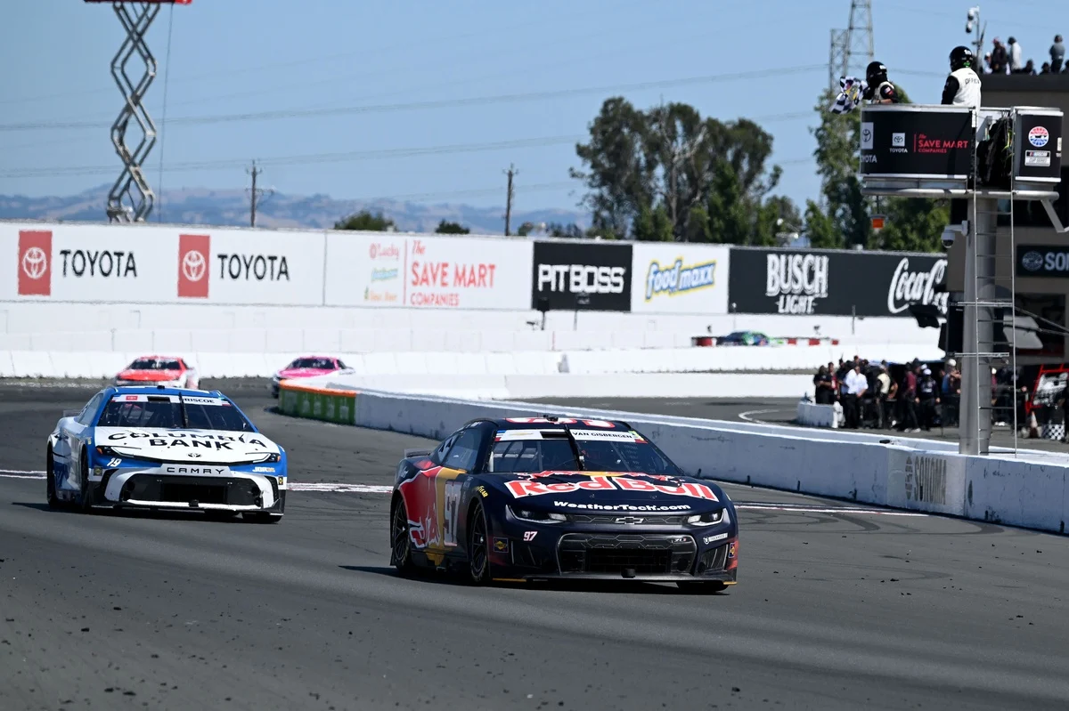 Van Gisbergen’s Sonoma Triumph: Trackhouse Crew Chief Credits Driver’s Skill Over Car Performance in Closely Contested Finish