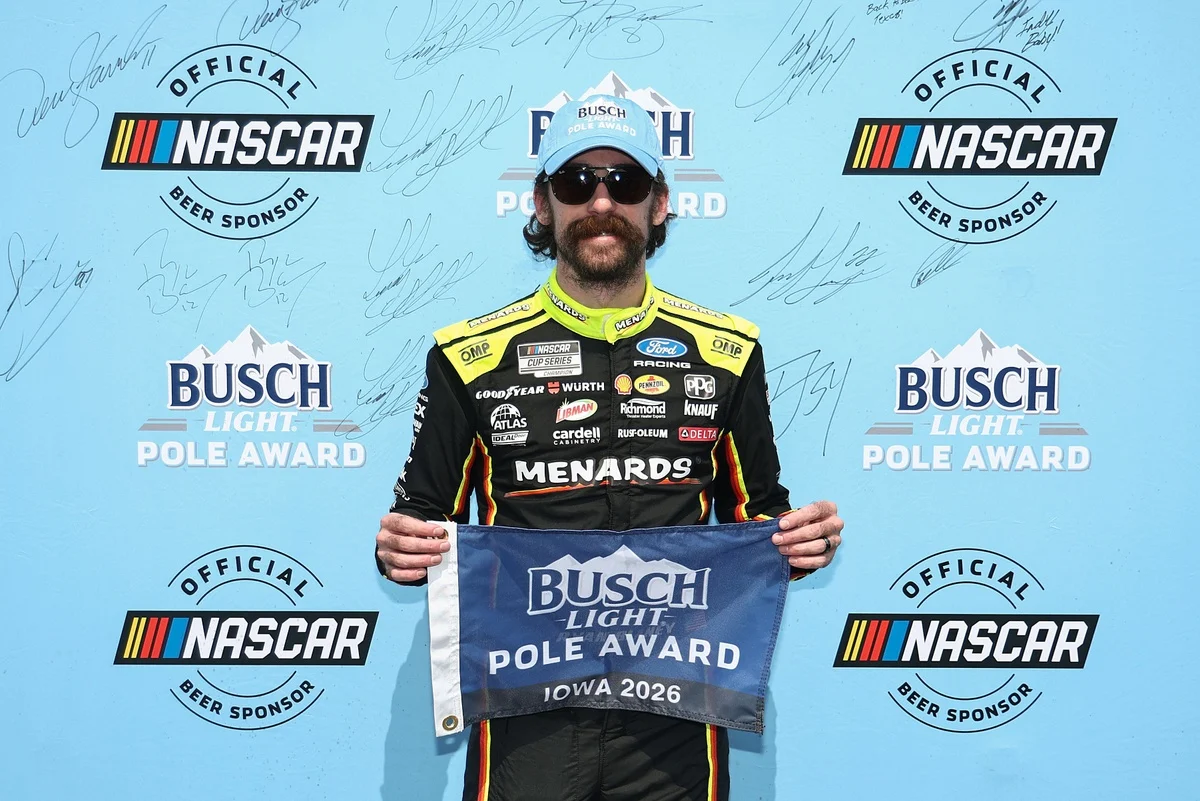Blaney Blazes to Iowa Pole in Tightly Contested Qualifying Session