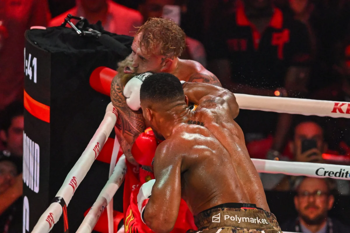 Dana White Applauds Jake Paul’s Audacity in Facing Top Boxing Challenges, Dismisses Promotional Partnership.